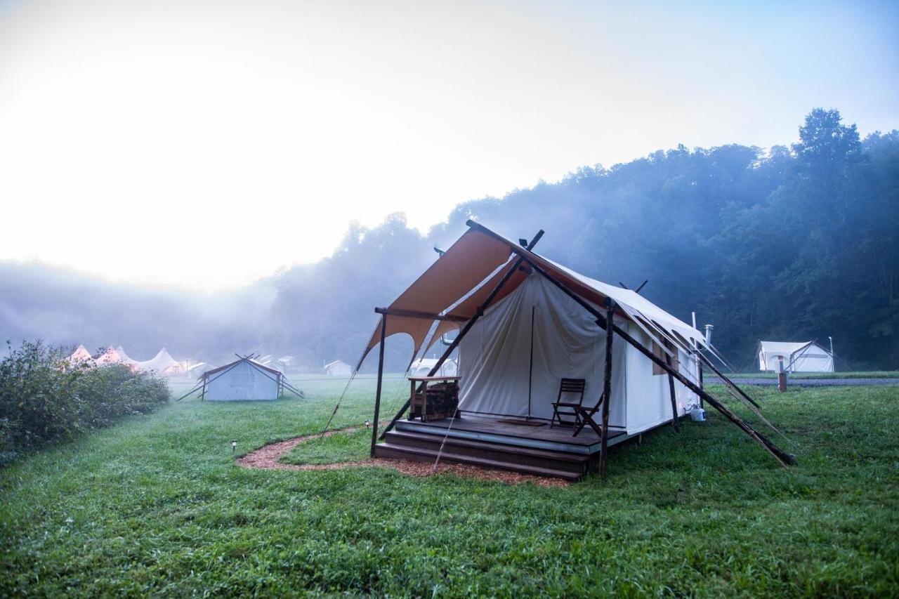 Hotel Under Canvas Great Smoky Mountains Pigeon Forge Exterior foto