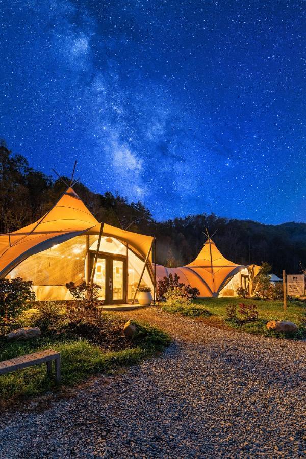 Hotel Under Canvas Great Smoky Mountains Pigeon Forge Exterior foto