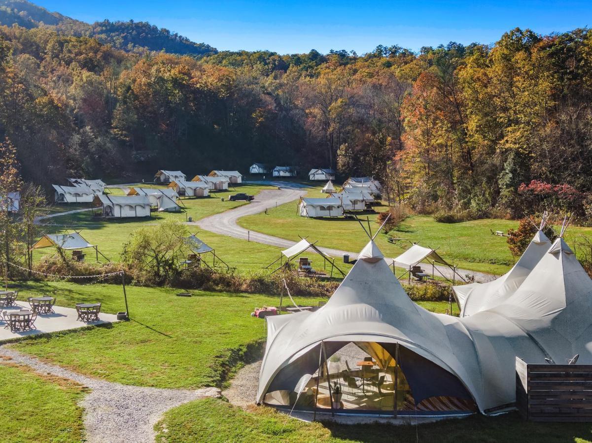 Hotel Under Canvas Great Smoky Mountains Pigeon Forge Exterior foto